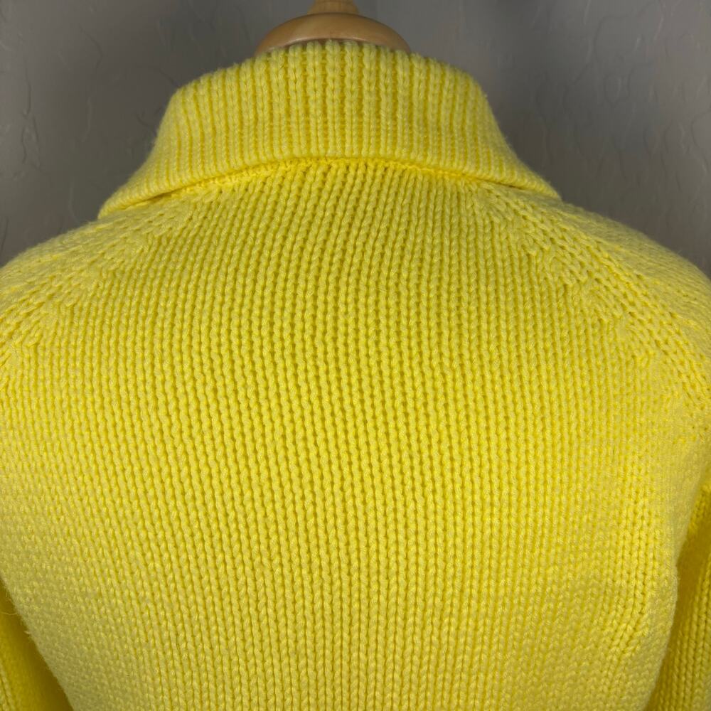 Vintage 70s Hand Knit Cardigan Sweater Lemon Yellow Cable Knit Collar Pockets M - Picture 6 of 12